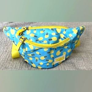Pineapple fannypack